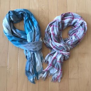Lot of 2 American Eagle Scarves.